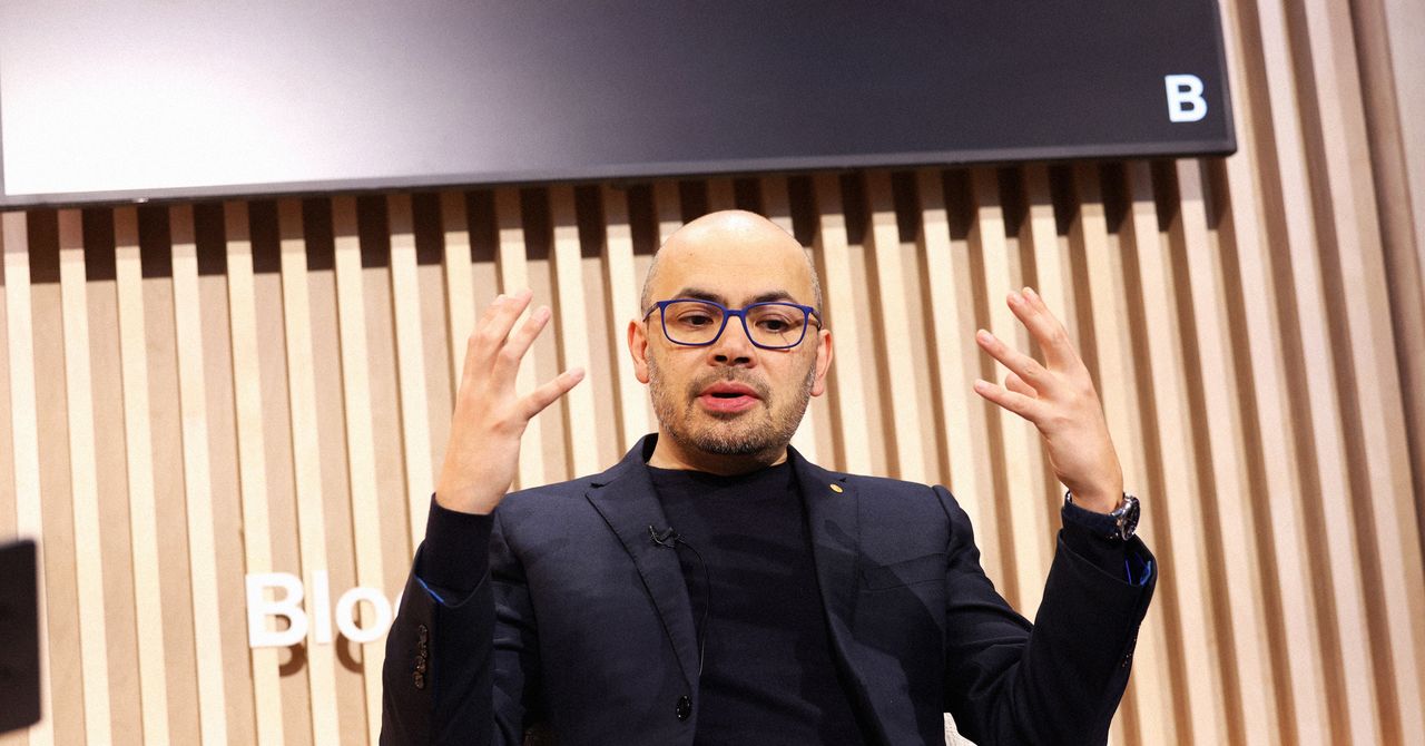 AI Workers Demand Protection From Immigration Raids at Tech Giants