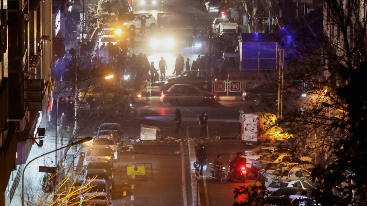 Wartime Scars: Iranian Doctors Detail Brutal Security Crackdown Amid Economic Unrest