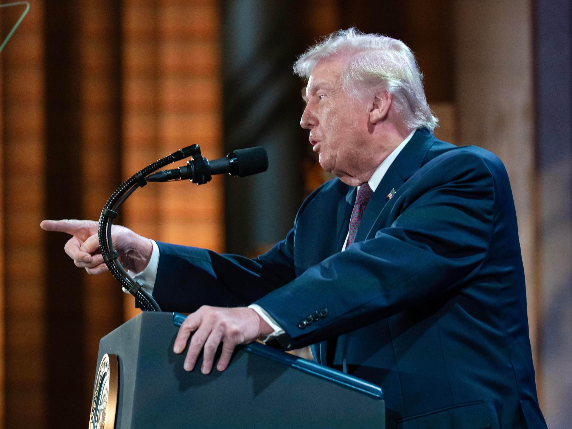 Washington Asserts Control Over California Rebuilding: Permitting Authority Shift Sparks Federal-State Clash