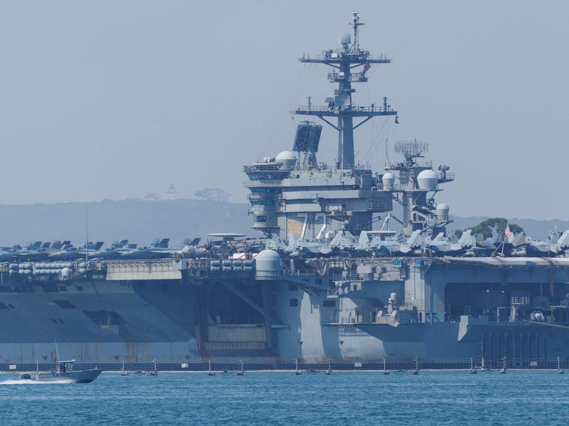 US-Iran Tensions Escalate Amid Naval Buildup and Stalled Nuclear Talks