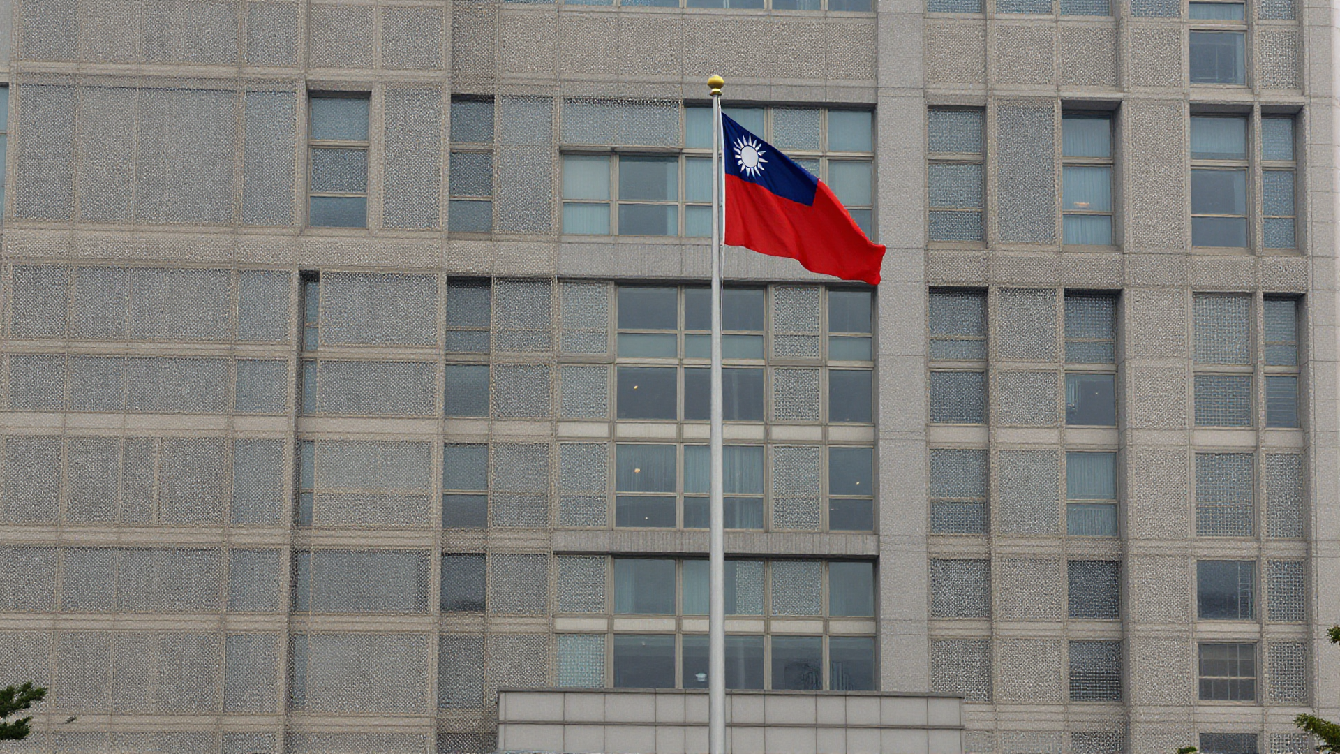 Taiwan President: Force Will Not Achieve True Peace in Cross-Strait Relations