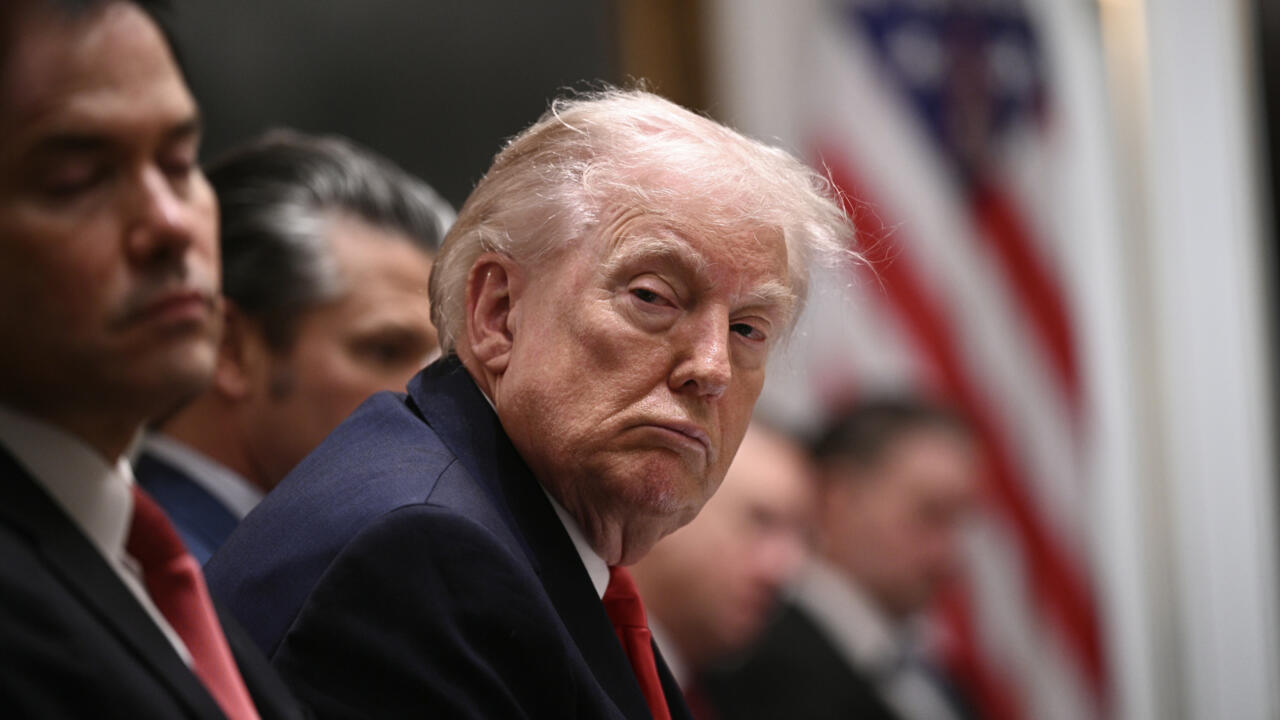 US Threatens Tariffs on Nations Supplying Oil to Cuba