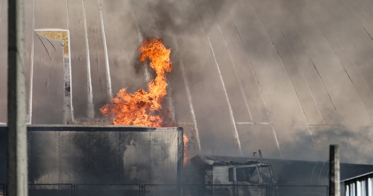 Explosión de camión de gas en Renca deja cuatro fallecidos y múltiples heridos