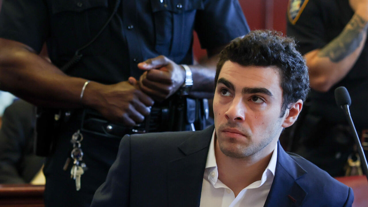 Judge Bars Death Penalty for Suspect in UnitedHealthcare CEO Killing