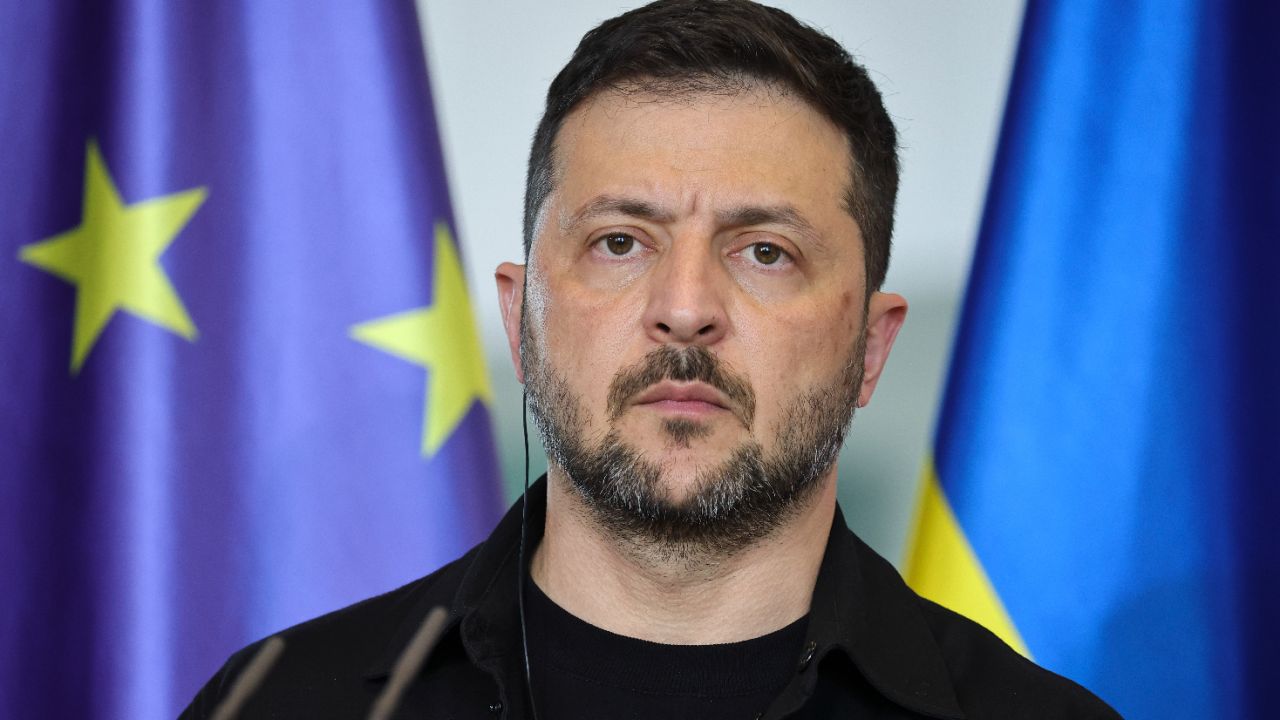 Zelenskyy Rejects Moscow Talks Invitation, Challenges Putin to Visit Kyiv