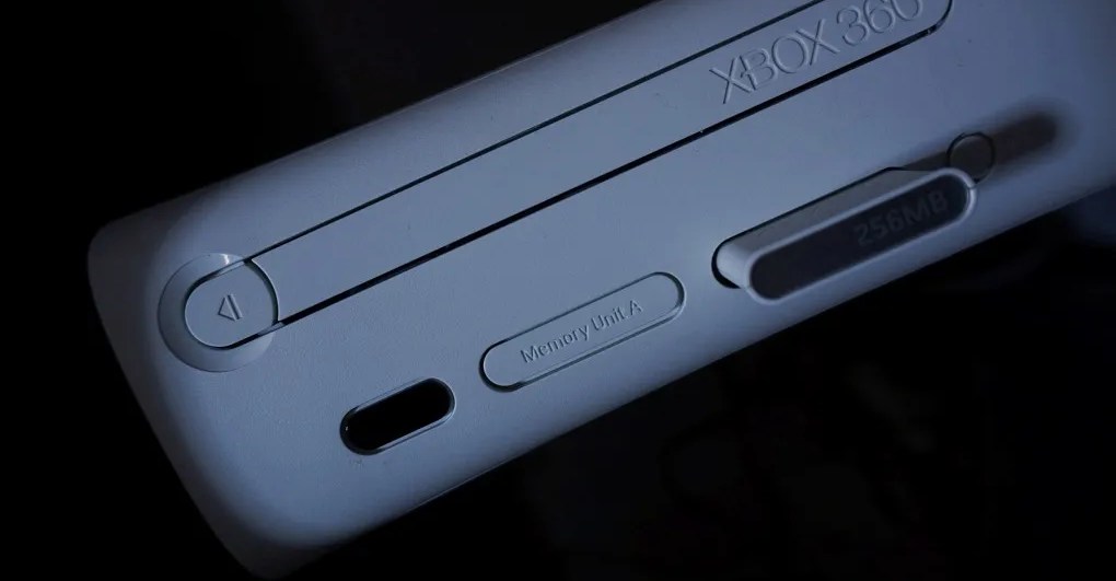 Microsoft Permanently Banned Jeffrey Epstein from Xbox Live in 2013