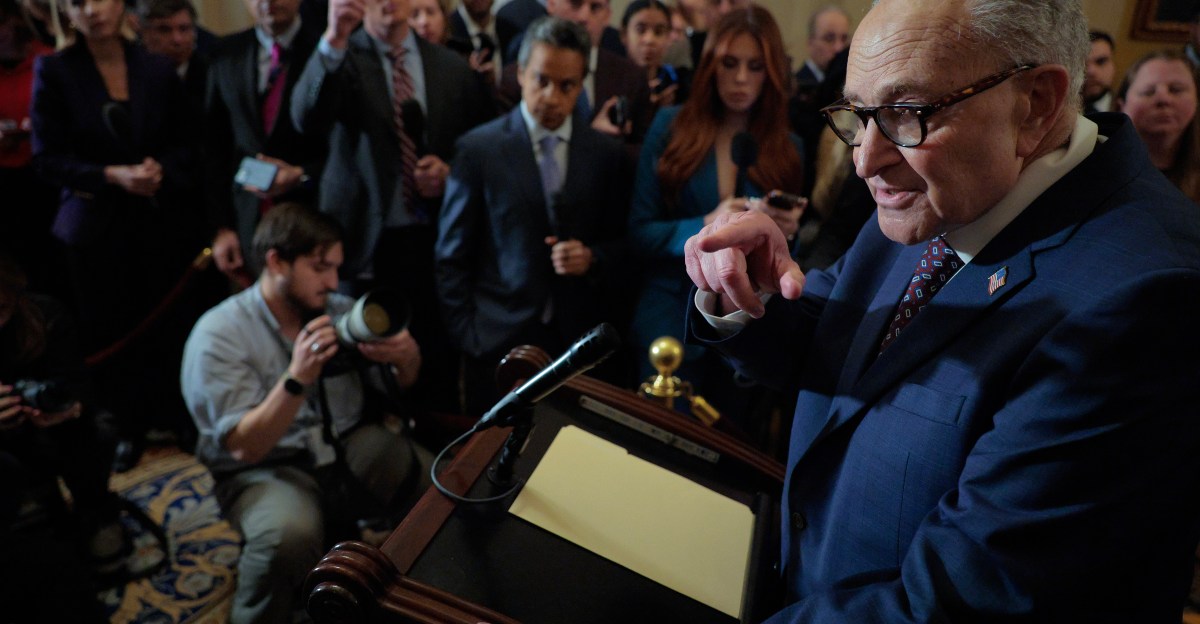 US Senate Grants Two-Week Extension for DHS Funding Amid ICE Negotiation Standoff