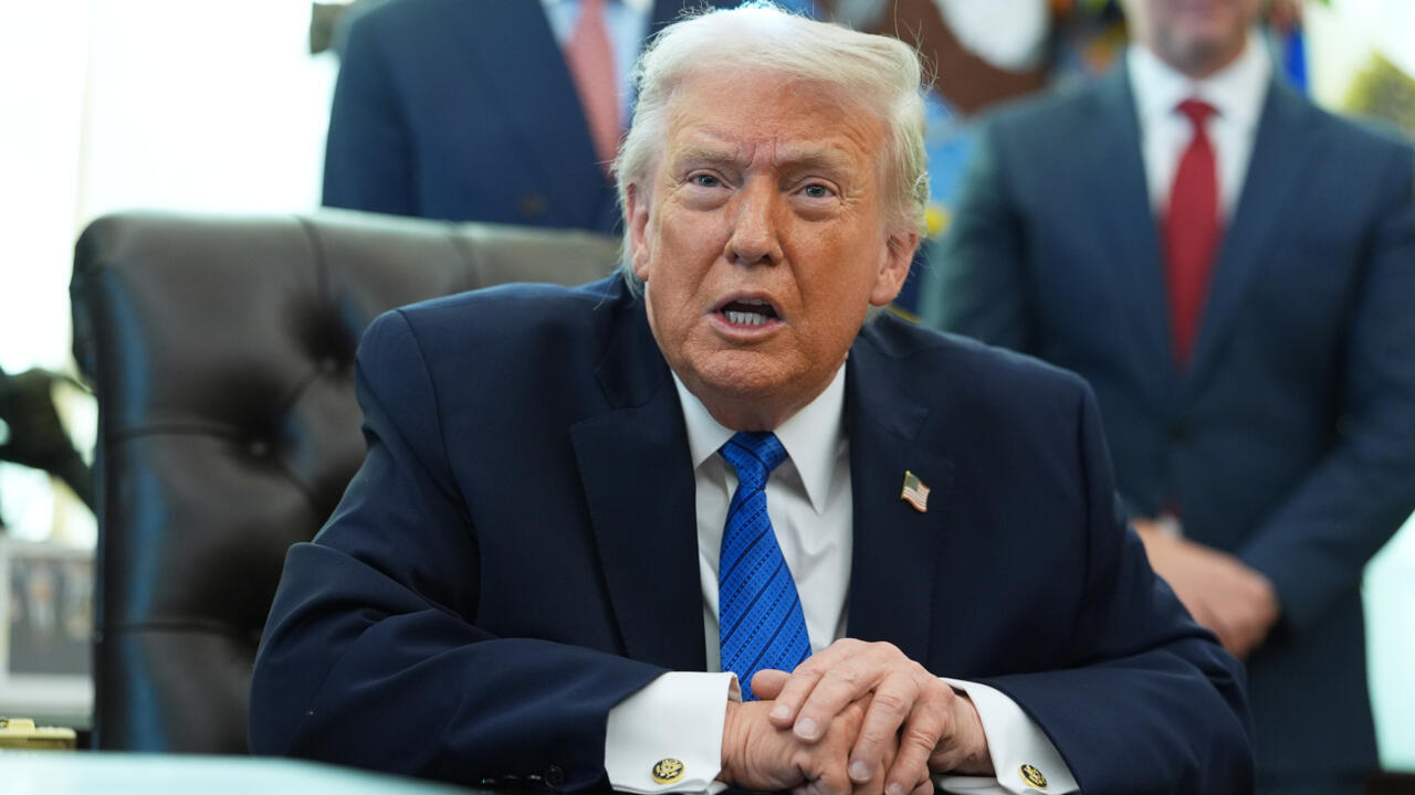 Trump Claims Iran Negotiating Amid Regional De-escalation Efforts