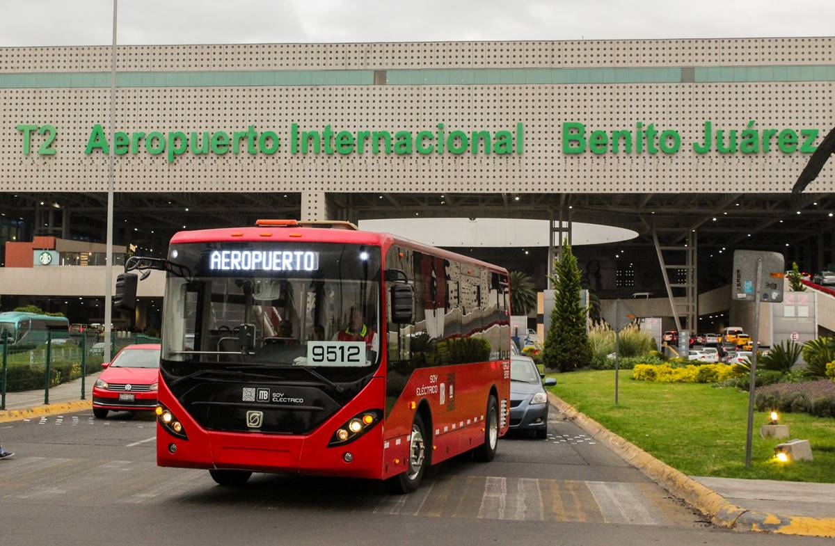 Ruta Quetzalcóatl del Metrobús ofrece conexión directa al AICM ante obras