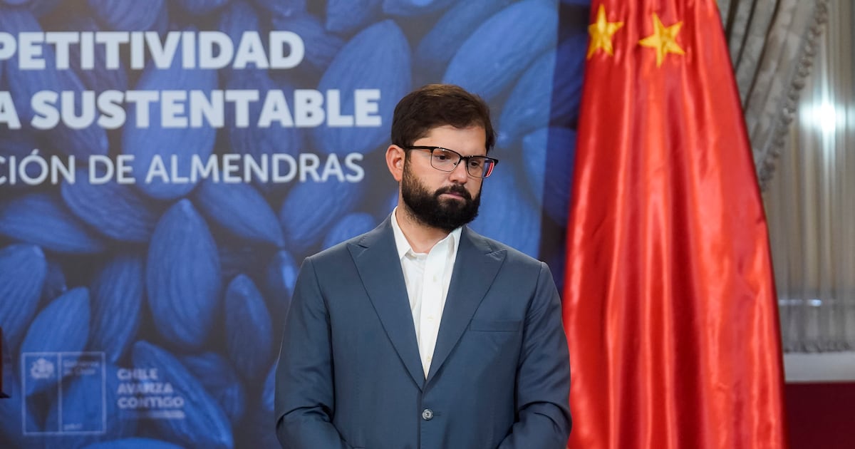 Controversia por cable submarino chino tensa el final del gobierno de Boric