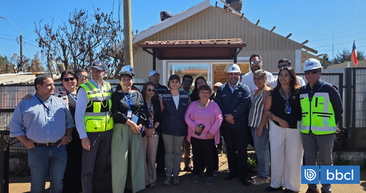 Inauguran primera vivienda industrializada post-incendios en Punta de Parra