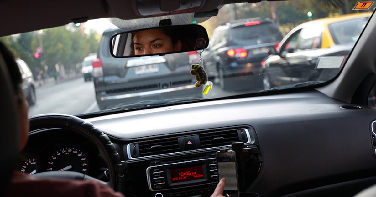 Ley Jacinta eleva costos de permisos de circulación para conductores chilenos