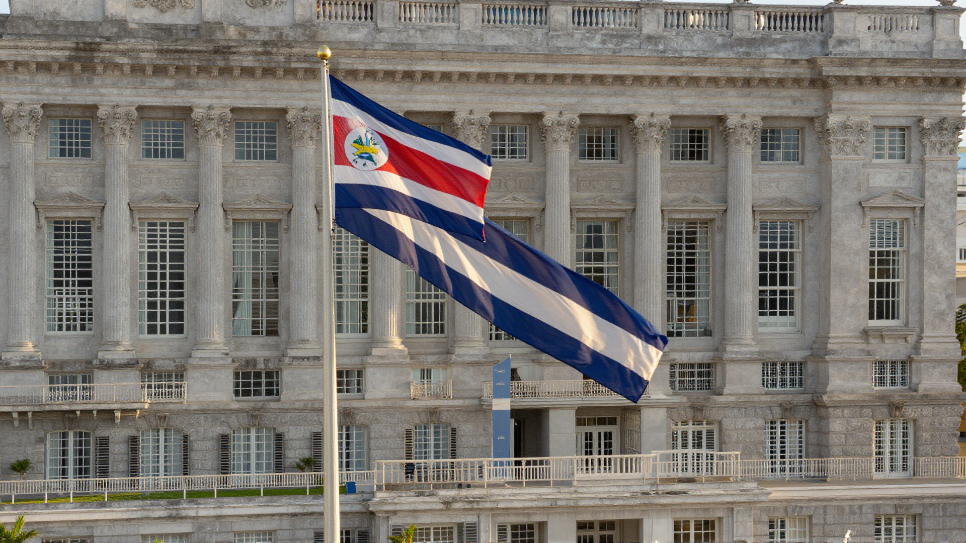 Conservative Laura Fernández Wins Costa Rican Presidency in First Round