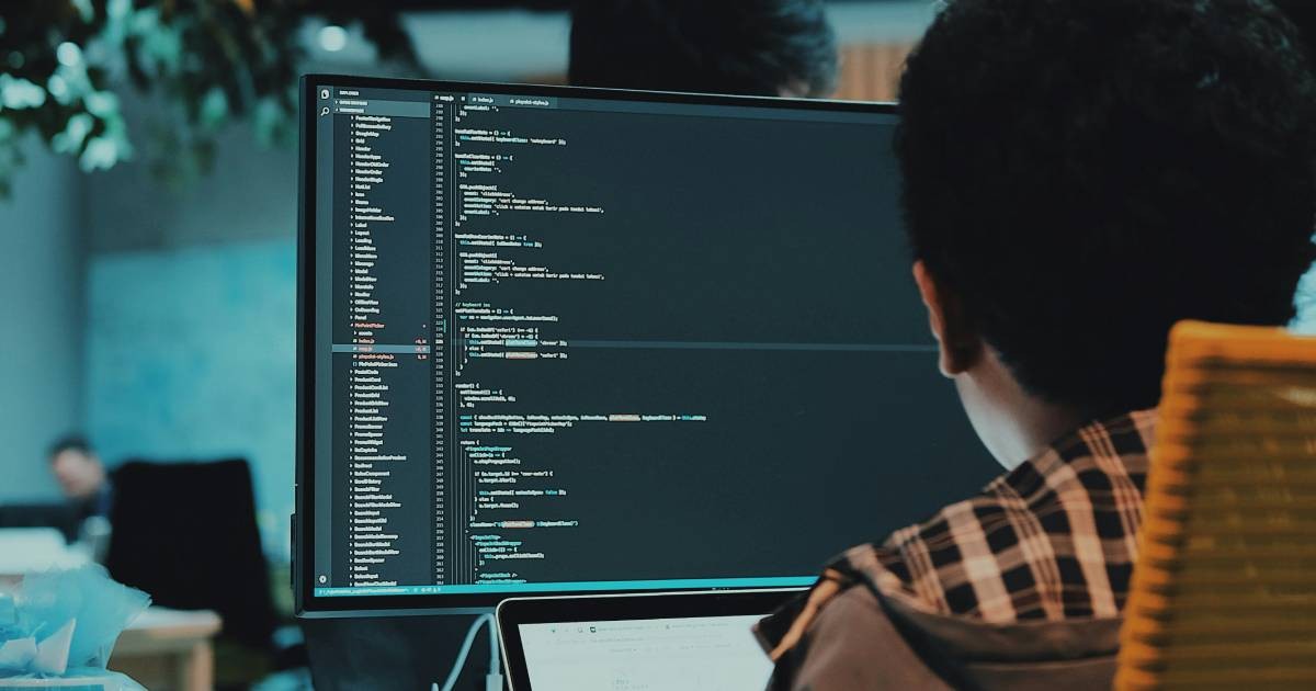 Chinese Programmer Allegedly Dies from Overwork; Family Seeks Injury Compensation