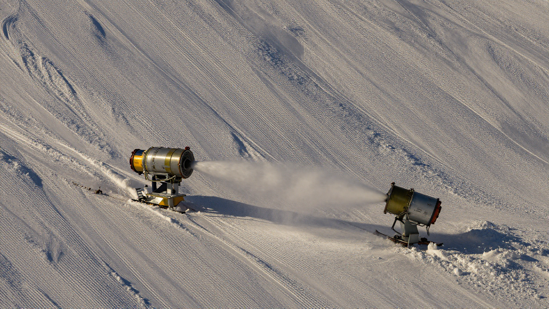 Climate Change Forces Norway's Ski Industry Toward Energy-Intensive Snowmaking