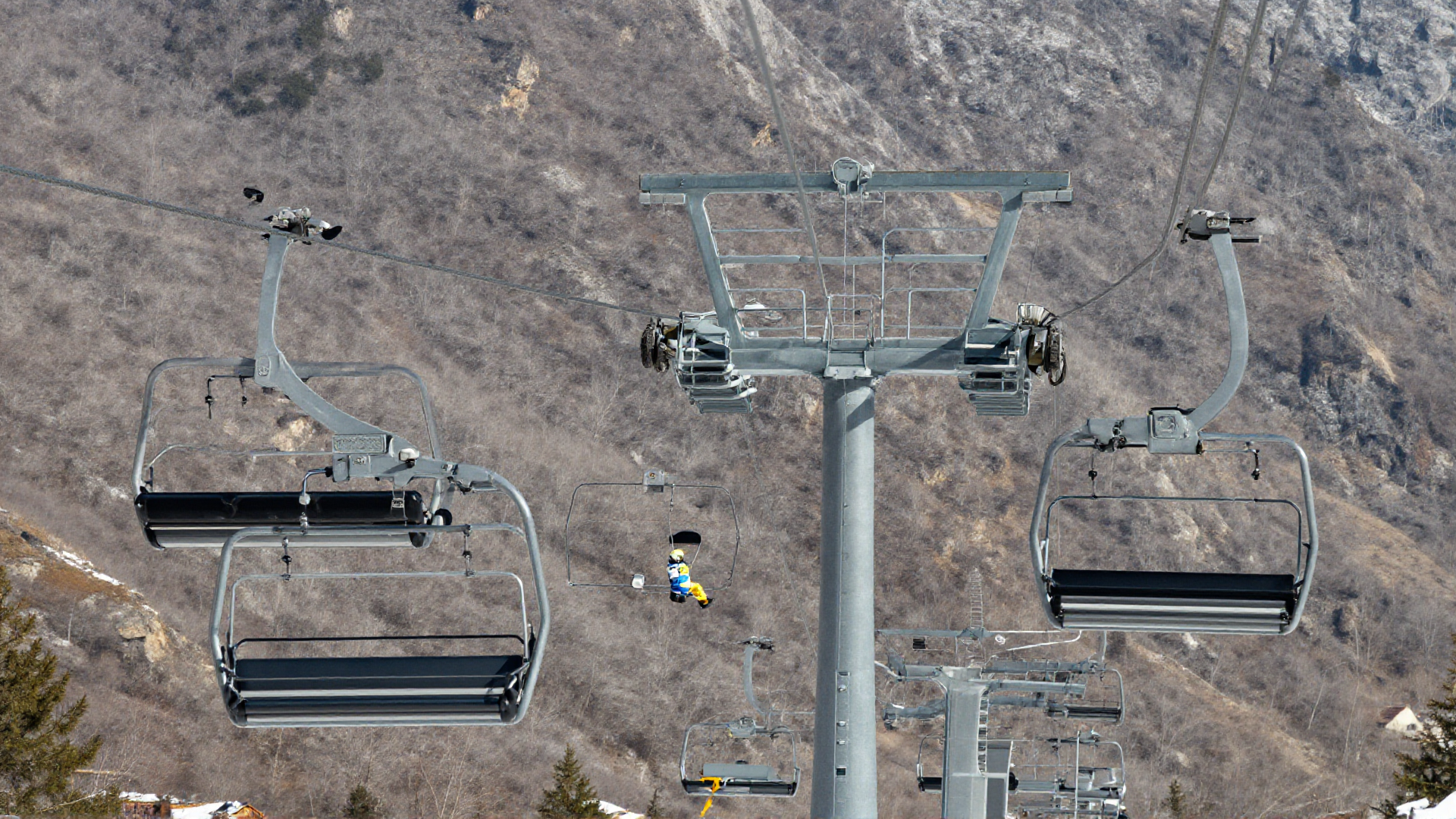 Australian Tourist Dies After Being Snagged by Backpack on Japanese Ski Lift