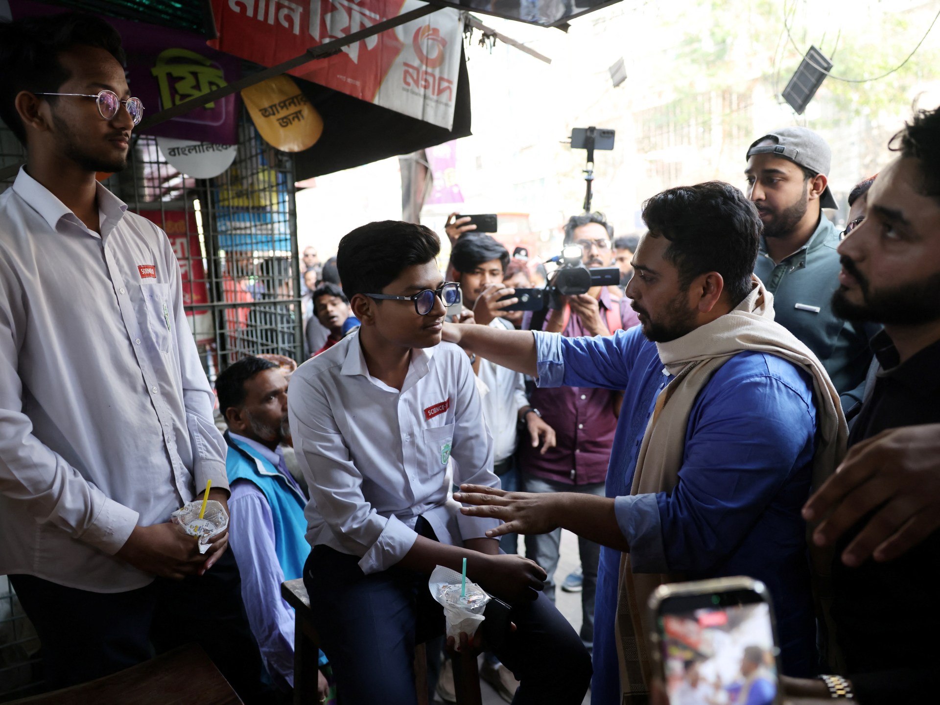 Bangladesh Election Focuses on Unrealistic Job and Cash Pledges Amid Economic Slowdown