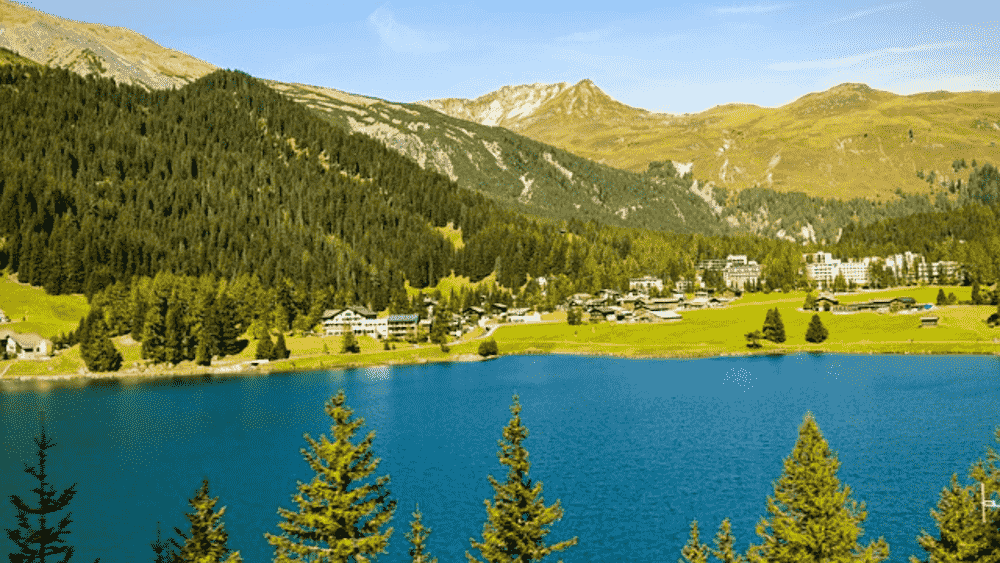 Davos Expands Beyond Tourism as Global Economic Hub Amidst WEF Activity