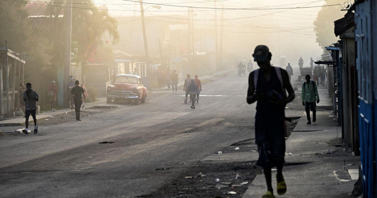 Attackers Target Communist Party HQ in Cuba Amid Power Crisis