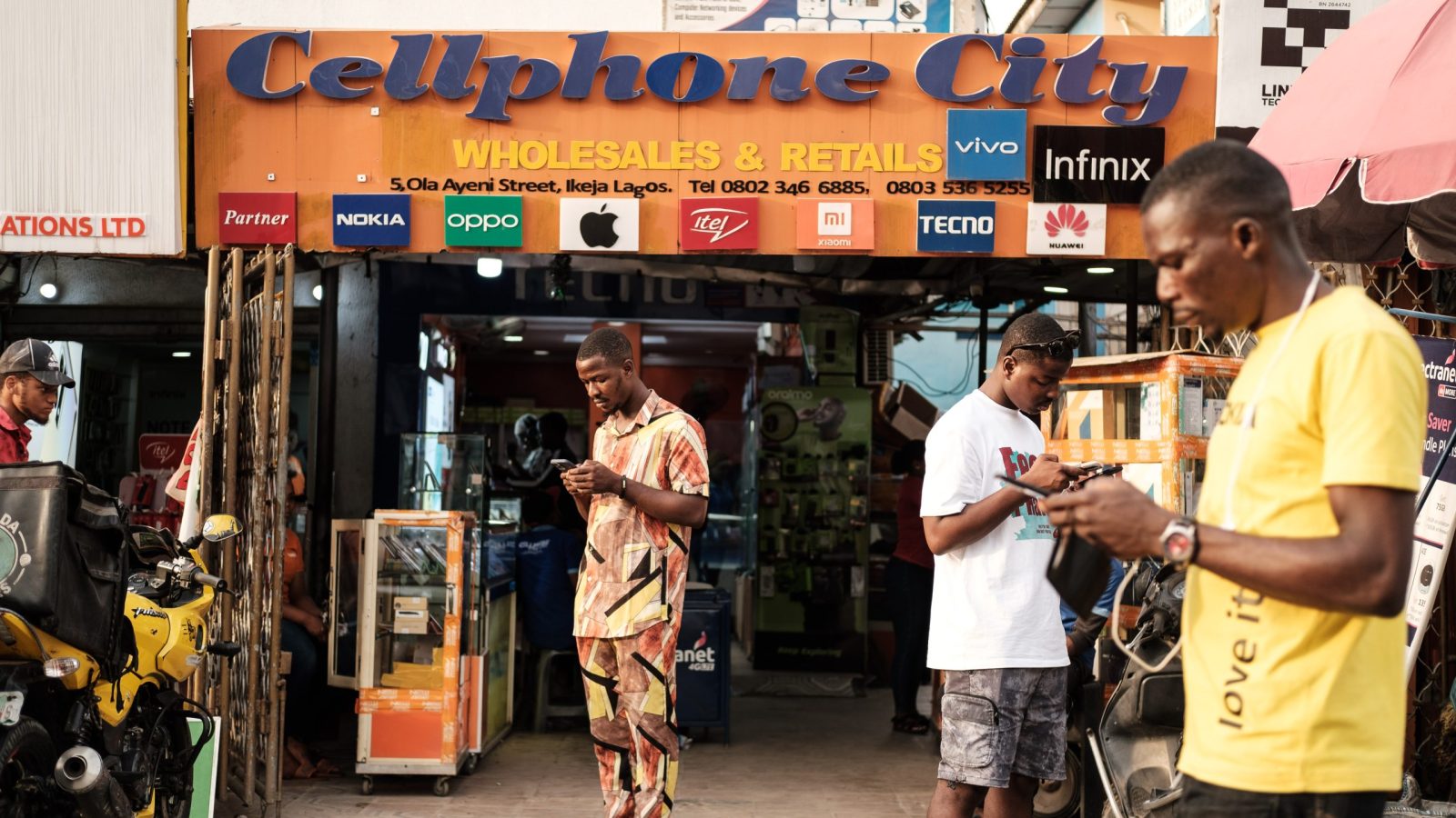 GSMA Pilots $40 Smartphones in Six African Nations to Bridge Digital Divide