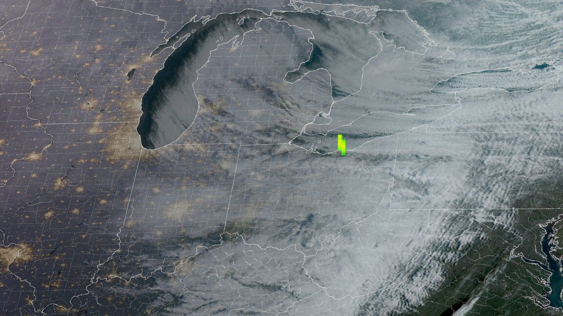 Meteor Fireball Lights Up Ohio Sky, Detected by Geostationary Satellite