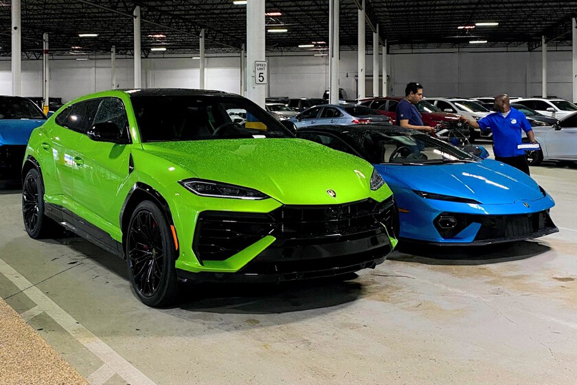 Lamborghini Tests Hybrid Urus SE and Temerario in Miami Amid Sales Record