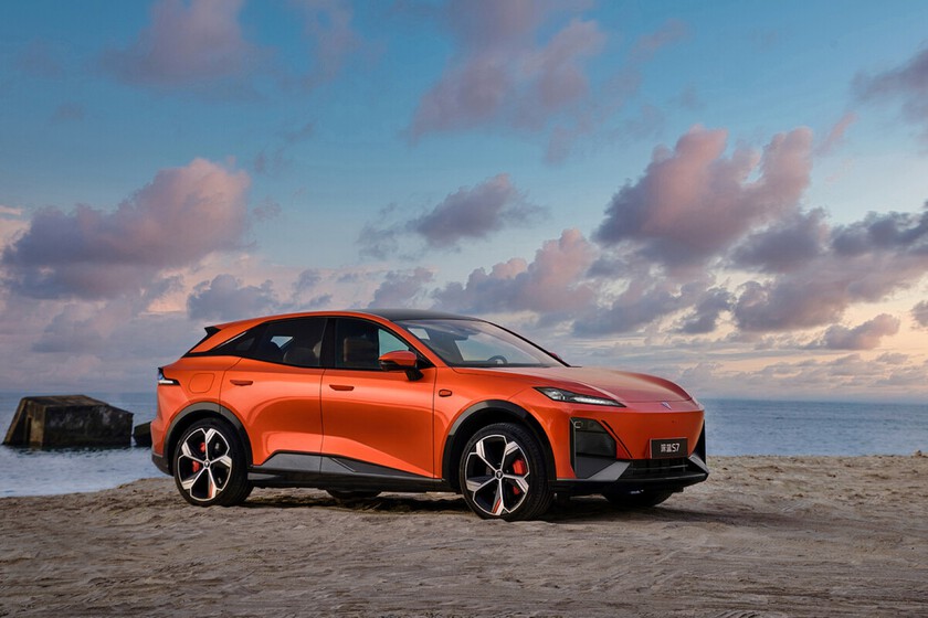 Changan Plans Solid-State Battery Rollout for 1,500 km Range EVs by 2027