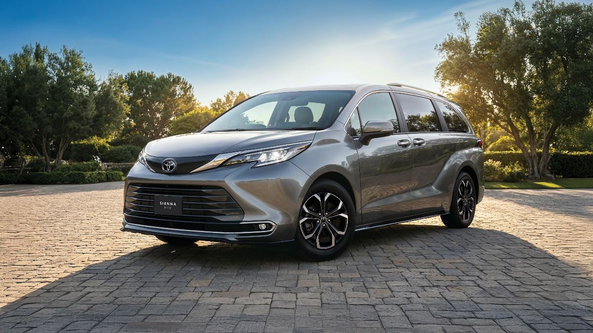 Toyota reafirma presencia en México con la nueva Sienna HEV