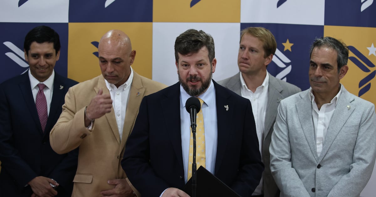 PNL anuncia que impulsará acusación constitucional contra exministra Aguilera