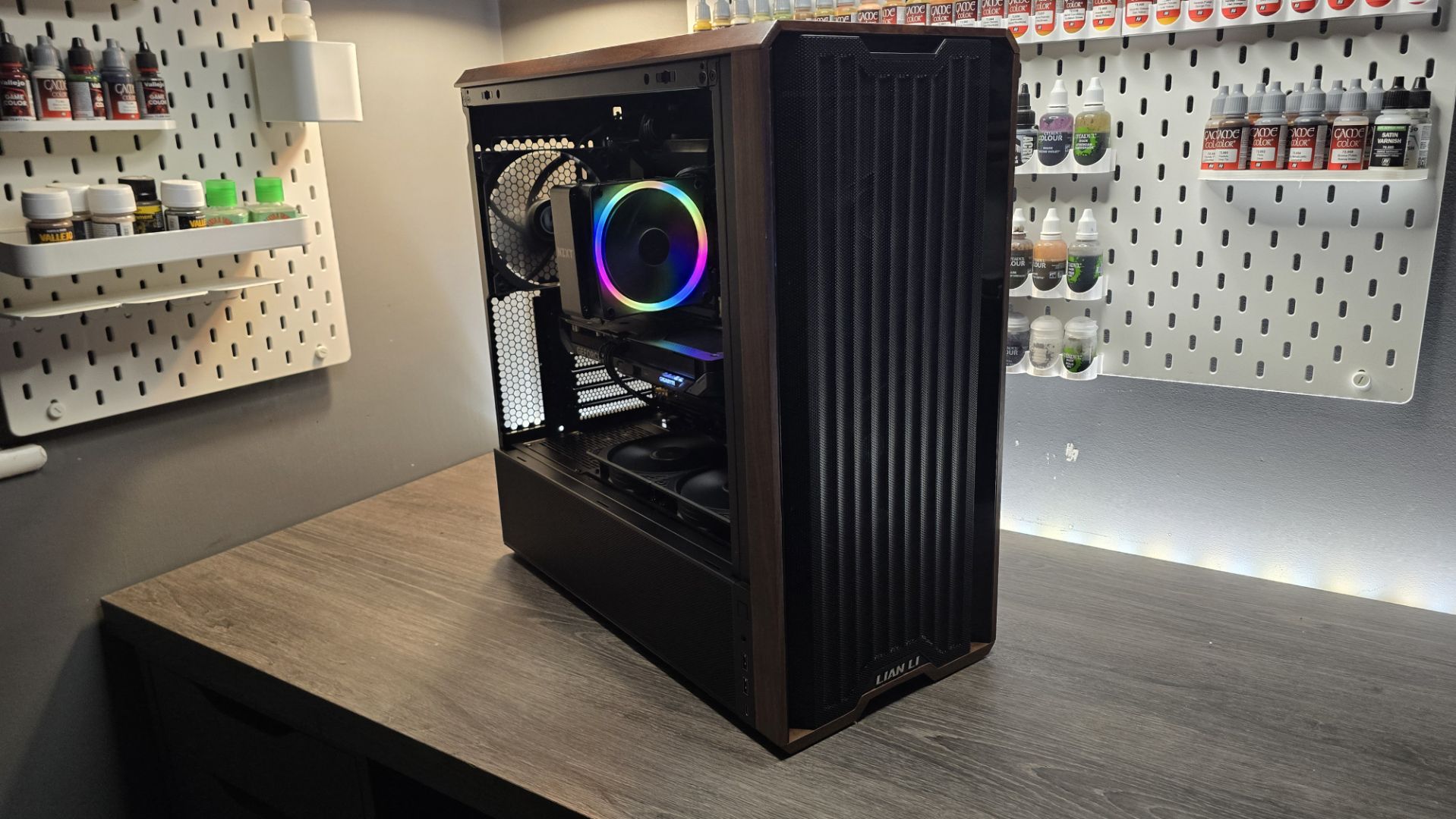 Lian Li Lancool 217 Review Features Packed Case But High Price Points Create Market Friction
