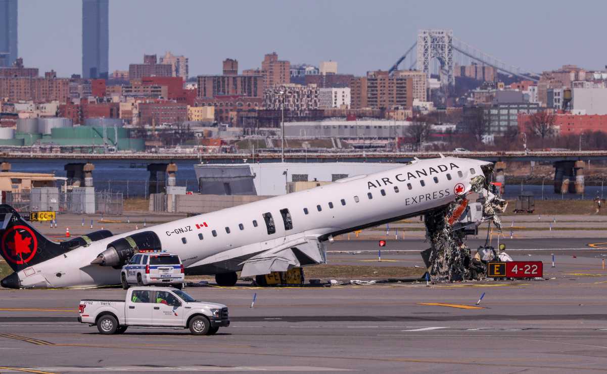 Identifican a los pilotos fallecidos en el choque del avión de Air Canada en LaGuardia