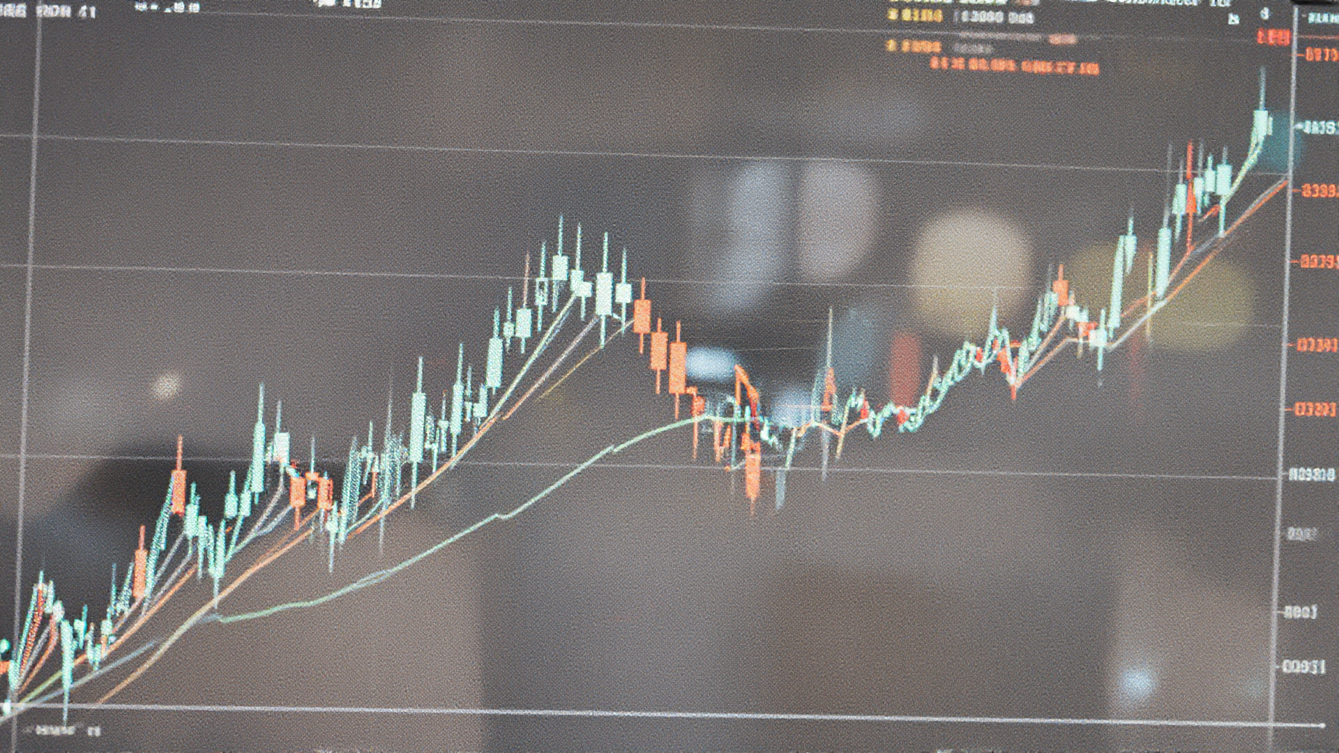 Bitcoin Tests $72,000 Amid Rising Leverage and Geopolitical Tensions