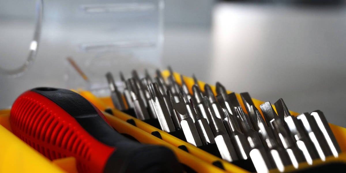 Samsung Galaxy S26 Ultra Scores 5/10 on iFixit Repairability Test