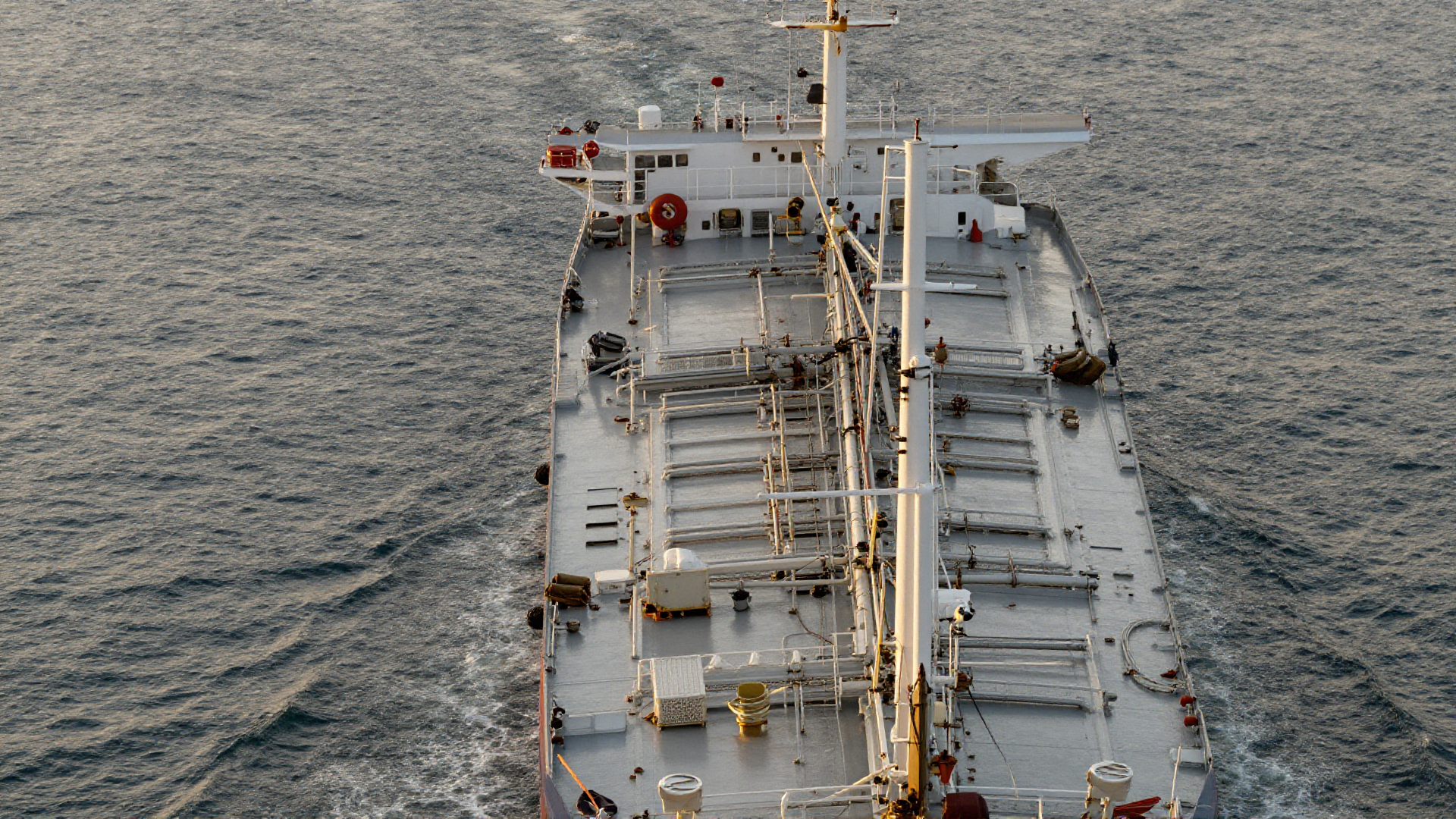 Banco Central de Chile proyecta impacto del conflicto en Ormuz sobre precios del petróleo