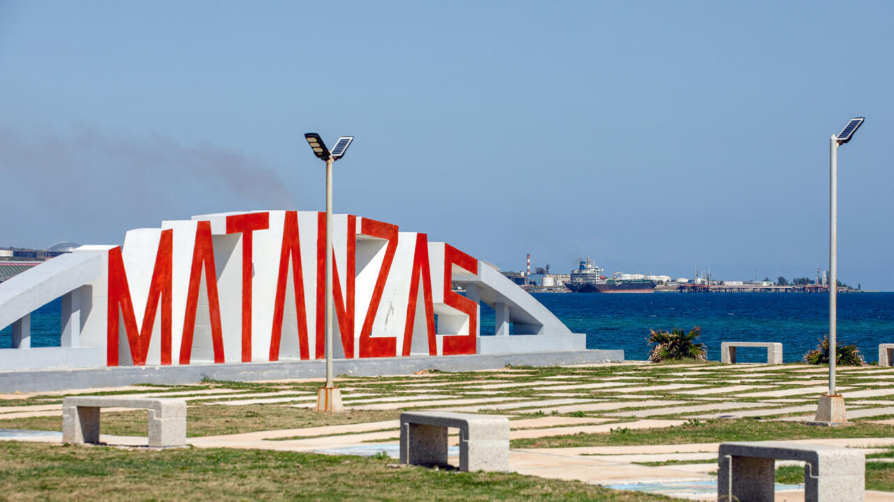 Russian Tanker Delivers 730000 Barrels of Crude to Cuba Amidst US Blockade