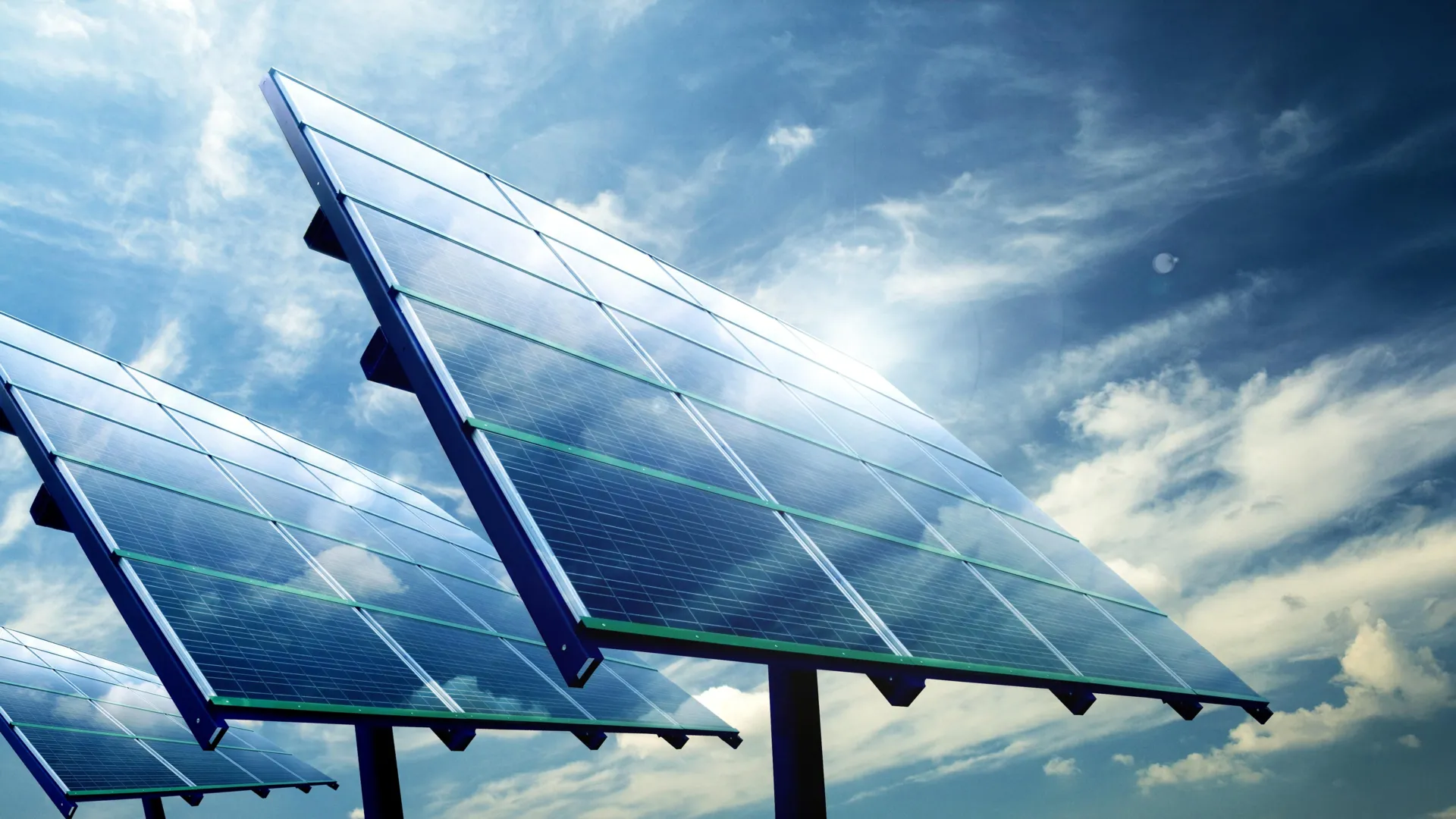 Japanese and German Scientists Achieve 130% Solar Cell Efficiency Breakthrough