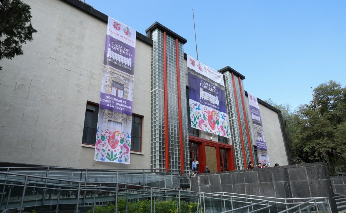 ex funcionarios de Morena lideran las 21 casas de gobierno en CDMX