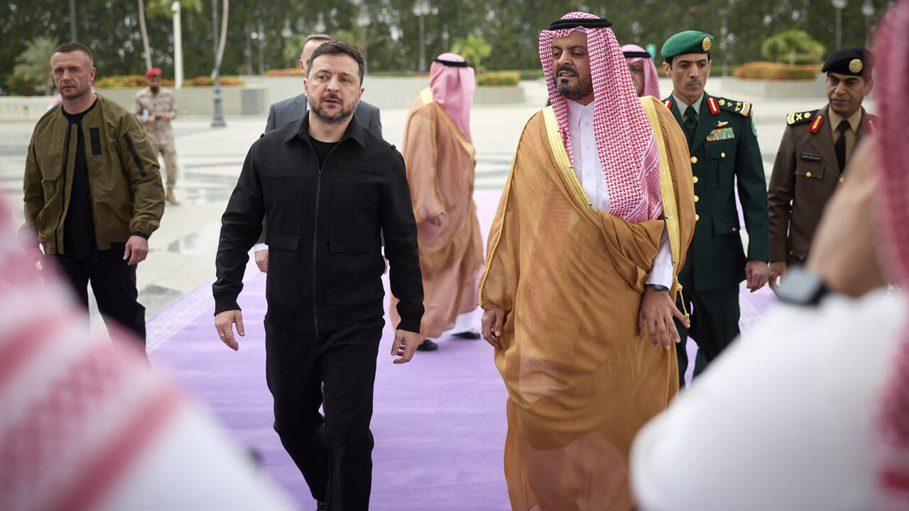 Ukraine Signs Defense Deals with Gulf States to Counter Iranian Drone Threats