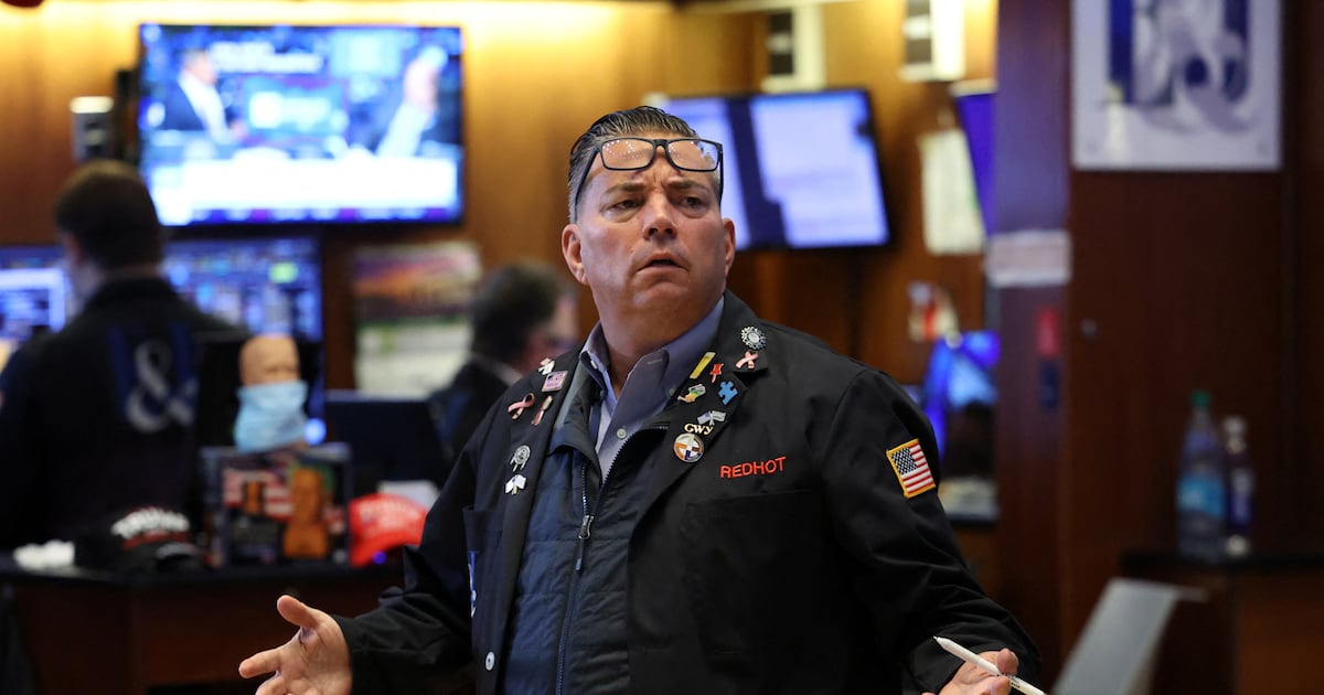 Ipsa cierra en tablas ante incertidumbre por petróleo y declaraciones de Trump