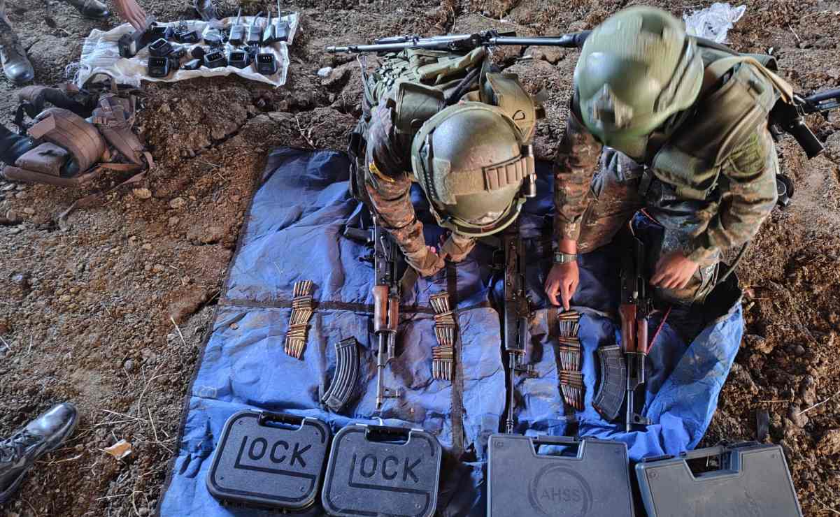 Fuerzas de Guatemala incautan arsenal militar y detienen a cinco hombres en zona fronteriza con México