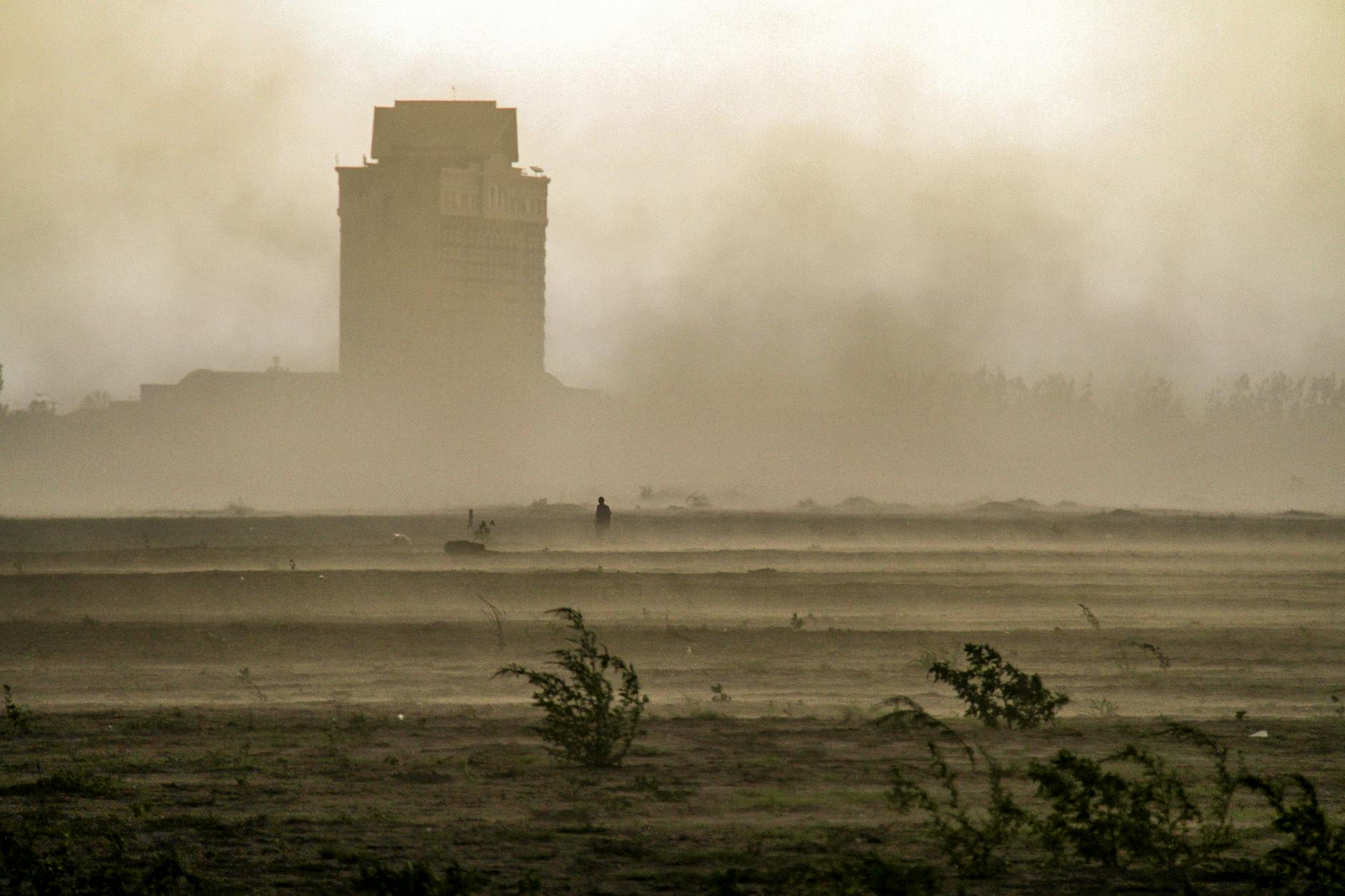 Las tormentas de polvo en Marte provocan reacciones eléctricas que transforman la superficie del planeta