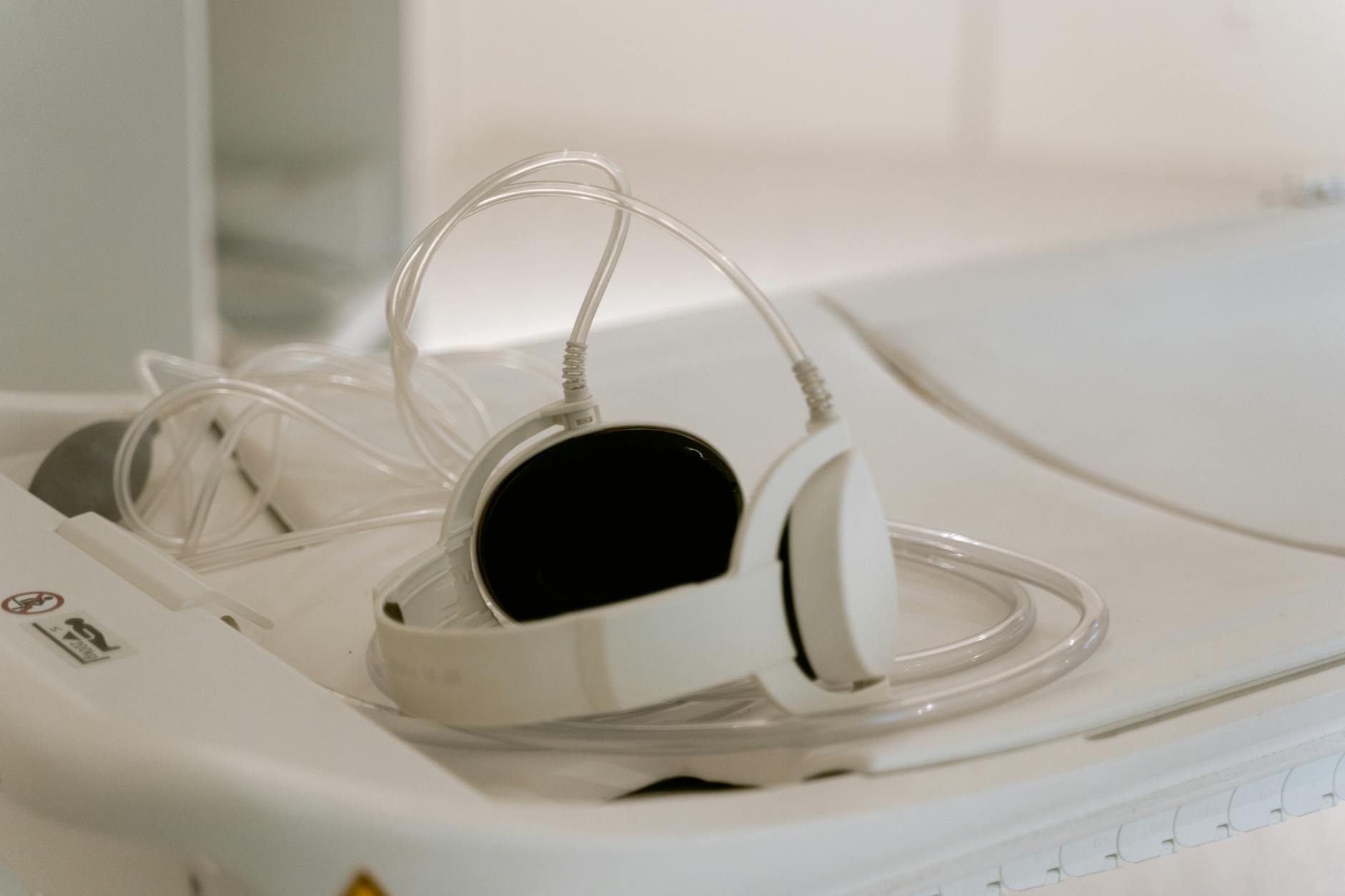 基因疗法注射临床试验成功，患者重获听力