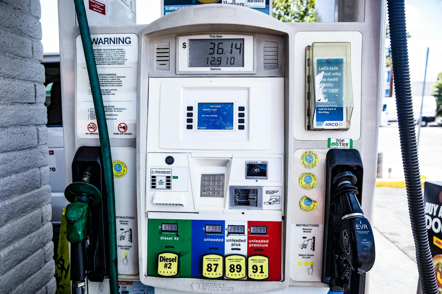 México prevé un déficit de 15.8 mil millones de pesos por subsidios a combustibles