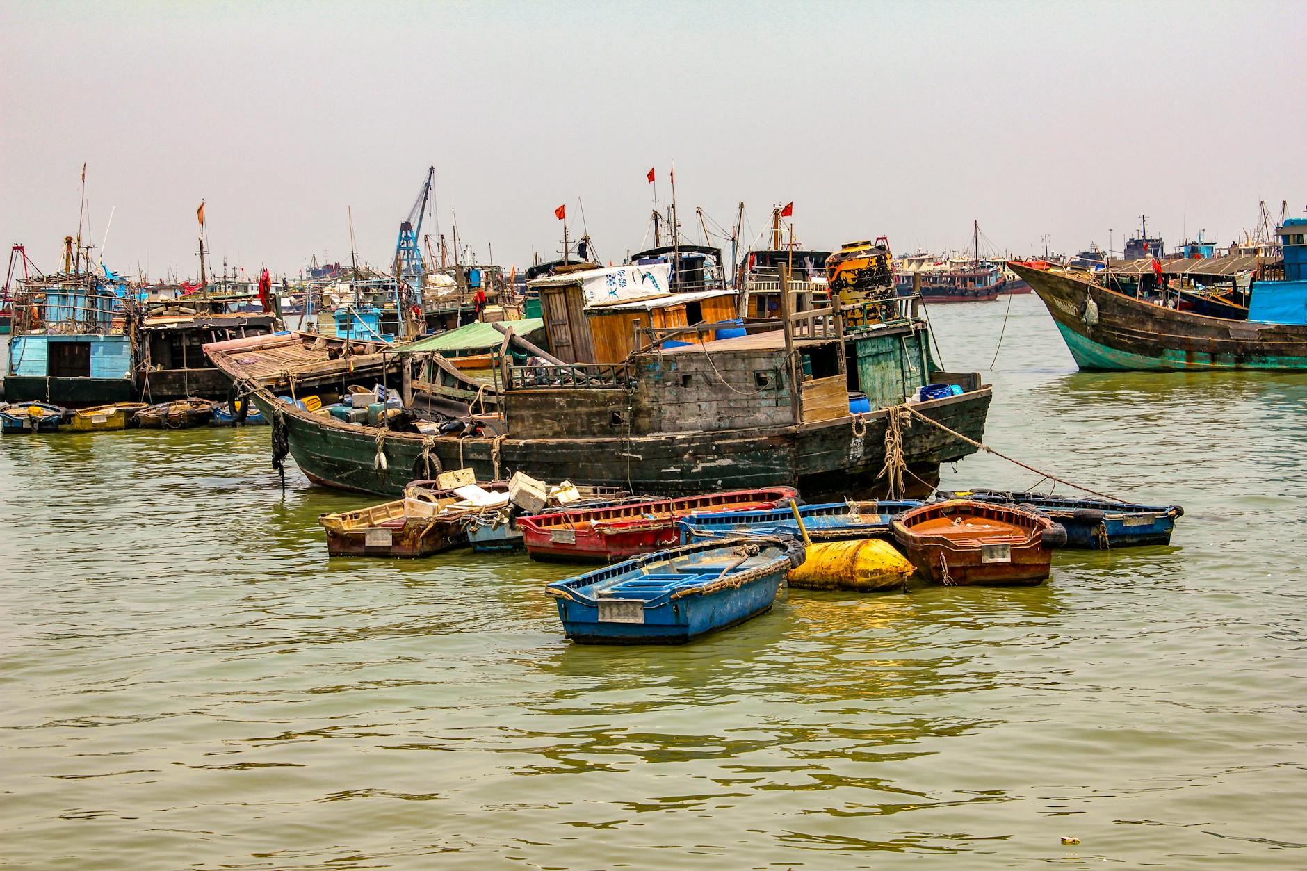Manila acusa a pescadores chinos de verter cianuro en el Mar de la China Meridional