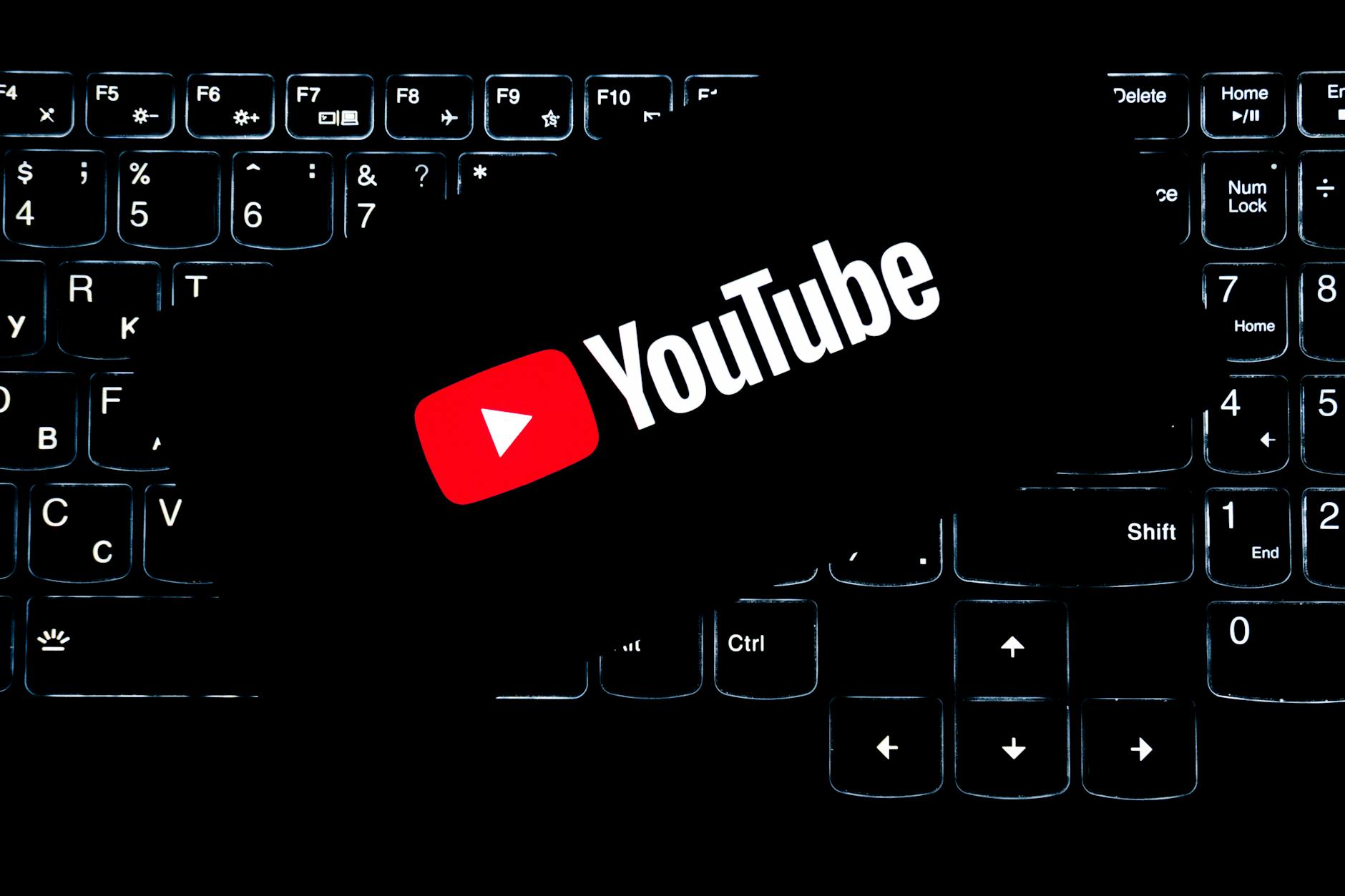 Irán condena la suspensión de un canal de animación pro-Teherán por parte de YouTube