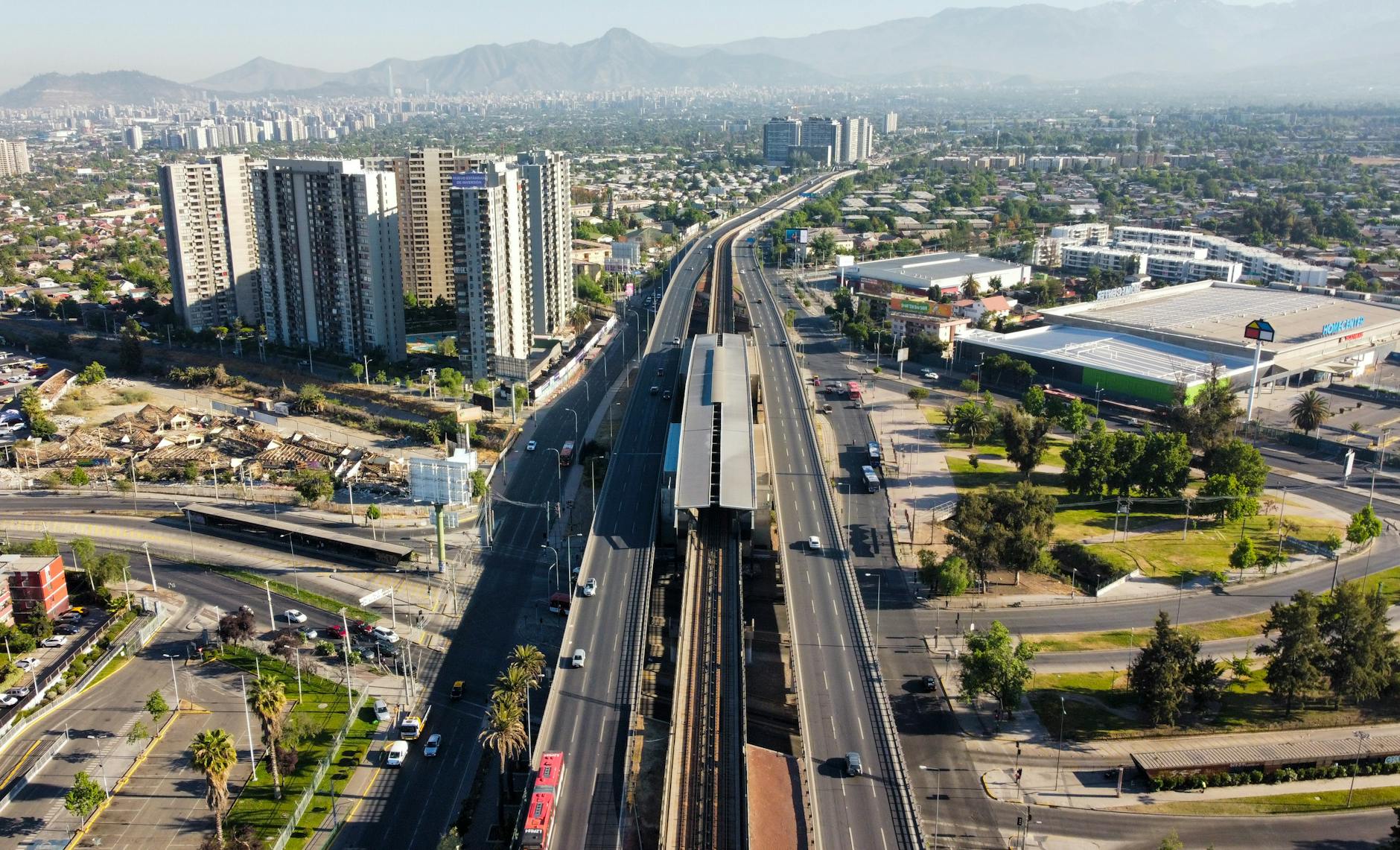 Gobierno asegura congelamiento de tarifas de transporte público para 2026