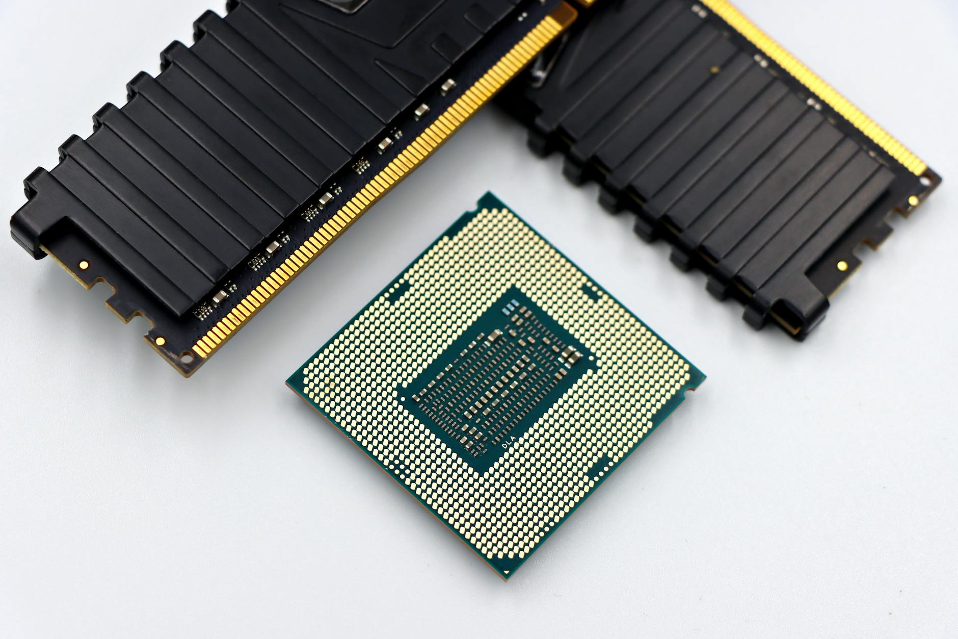 NZXT acuerda un acuerdo de 3 millones de dólares para resolver una demanda colectiva por disputas en su programa de alquiler de PCs