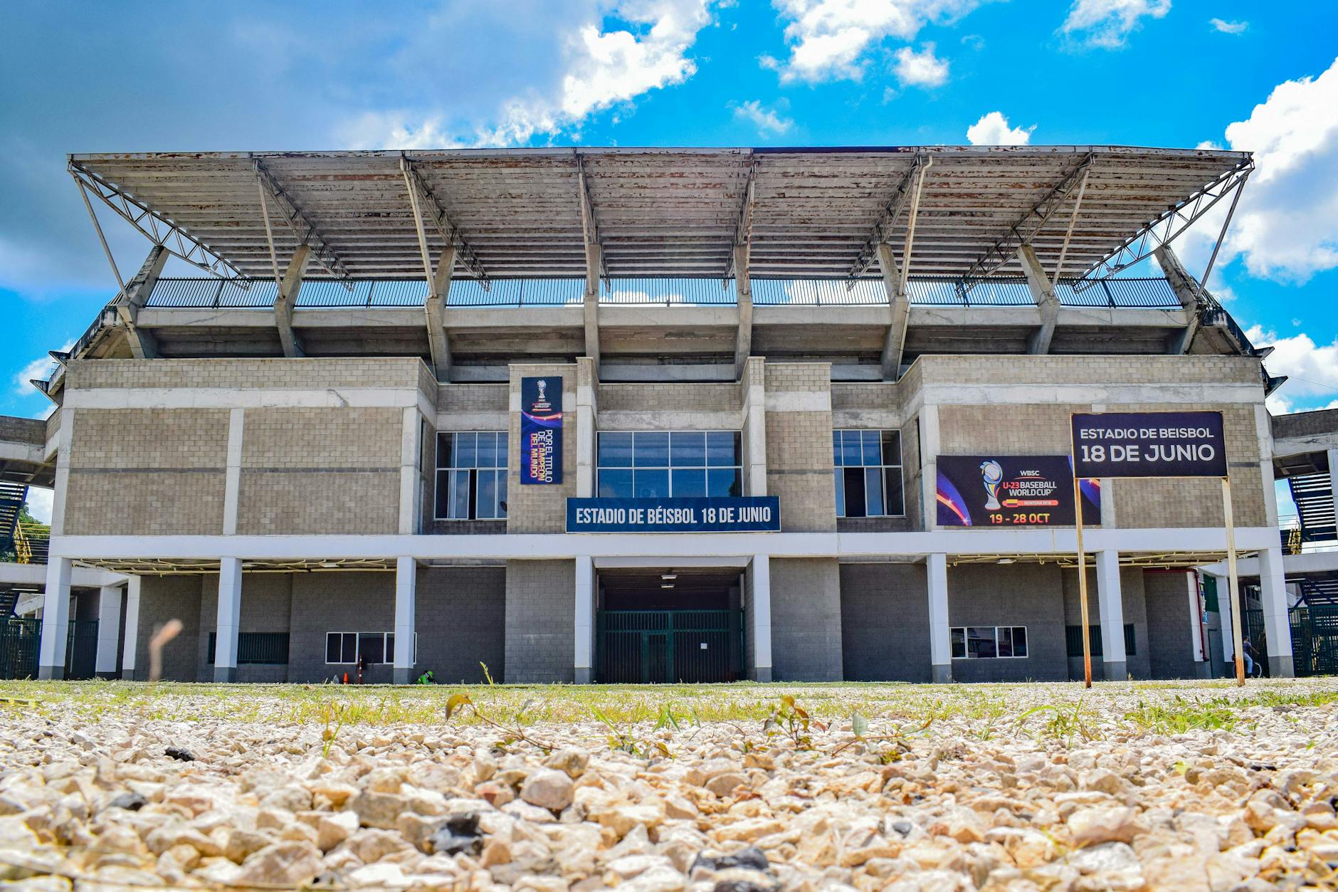 Néstor Grindetti denuncia desprotección tras incidentes en partido de Independiente ante La U