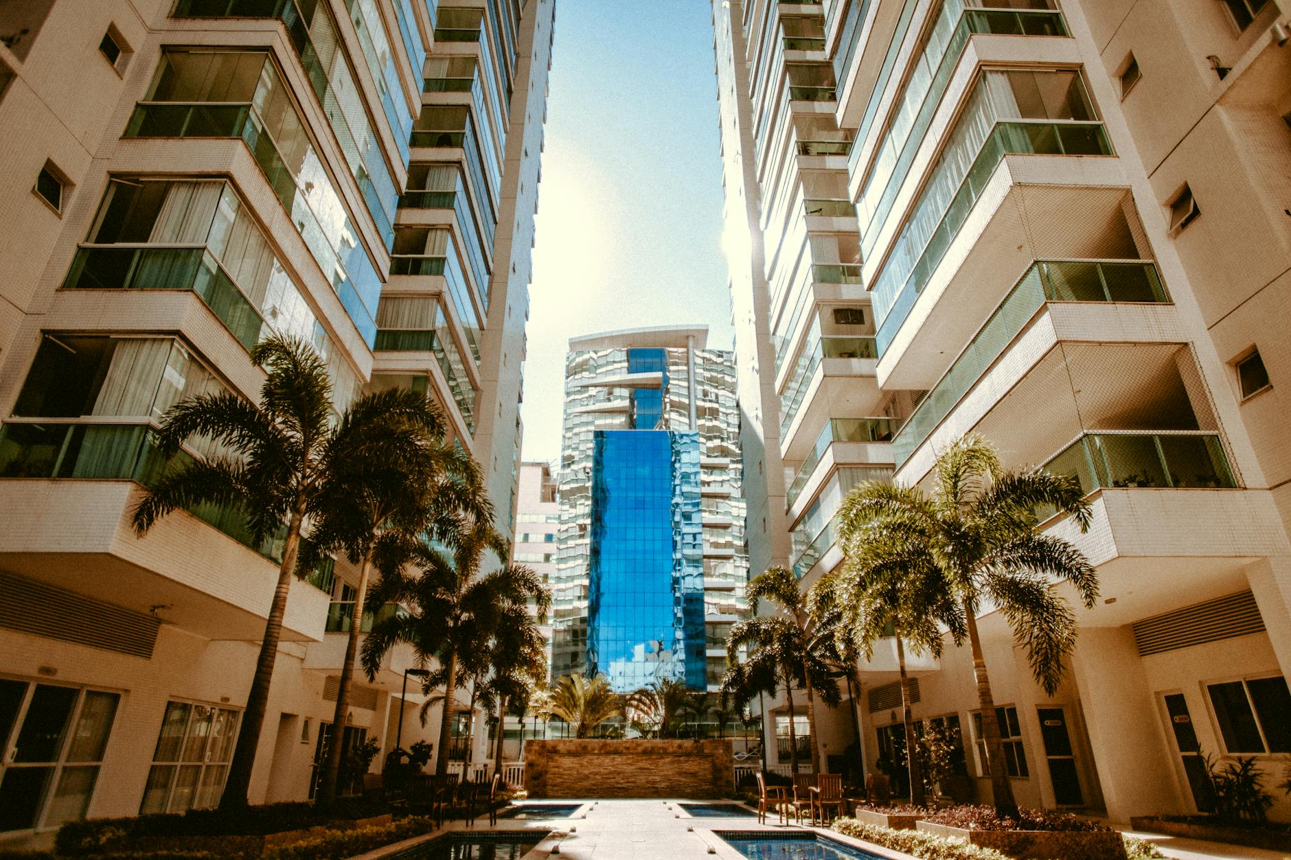 Amancio Ortega se convierte en el mayor magnate inmobiliario del mundo