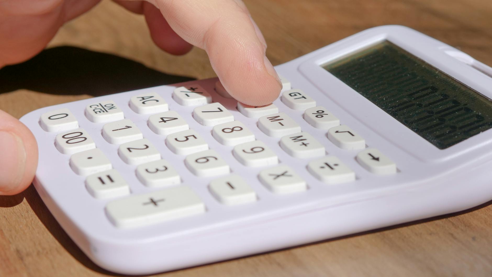 Un físico propone una calculadora de solo dos botones para toda la matemática elemental